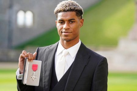 Marcus Rashford: Manchester United striker awarded an MBE says he will give it to his mum