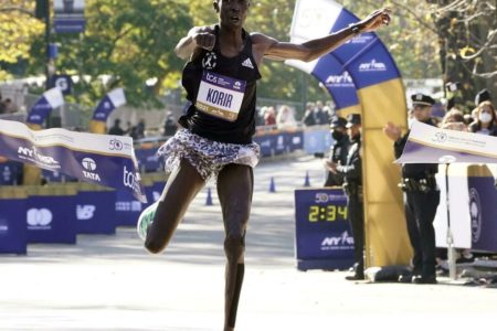 Kenyans Korir, Jepchirchir win New York Marathon titles