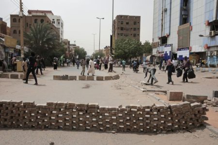 11 wounded in crackdown on anti-coup sit-Sudan’s doctors