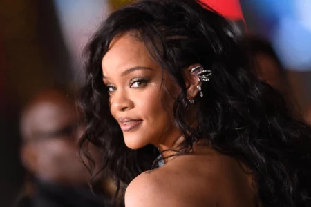 Rihanna returns to music with ‘Lift Me Up’