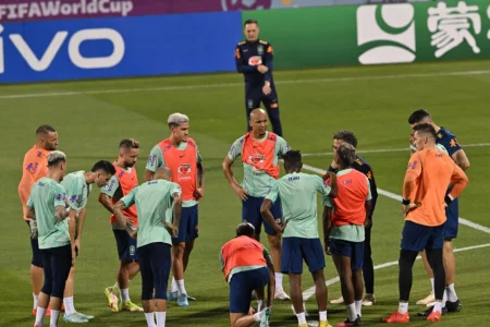 Brazil hoping to dance past Croatia into World Cup semis