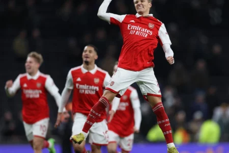 ‘Incredible’ Odegaard fulfils potential to fuel Arsenal title bid