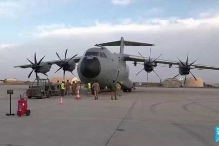 Foreigners airlifted out; Sudanese seek refuge from fighting