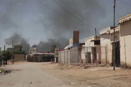 Shelling in Khartoum disrupts aid delivery efforts