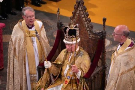 King Charles III crowned in Pomp and splendour ceremony blending history and change