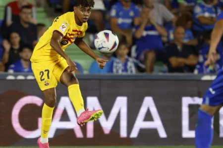 Barca teen Yamal, Villarreal’s Baena called into Spain squad