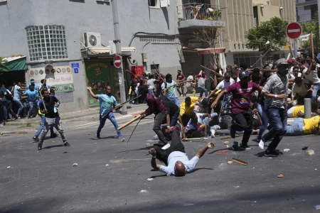 Israel’s Netanyahu says he wants Eritrean migrants involved in violent clashes to be deported