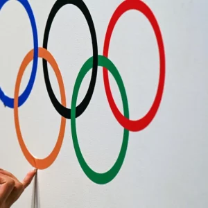 Russian Olympic Committee suspended by IOC over Ukraine move