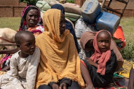 Thousands flee fresh ethnic killings in Darfur