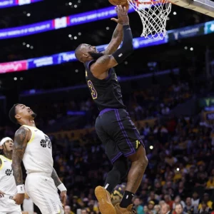 History for LeBron as Lakers advance in NBA in-season tournament