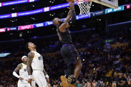 History for LeBron as Lakers advance in NBA in-season tournament