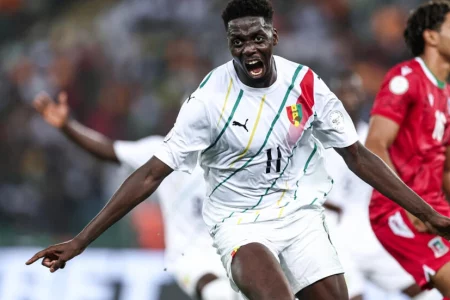 Last-gasp Bayo goal takes Guinea into AFCON quarter-finals