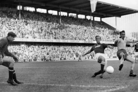 Sweden and Fiorentina icon Hamrin dies aged 89