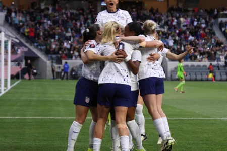 USA and Mexico into Women’s Gold Cup semis with wins