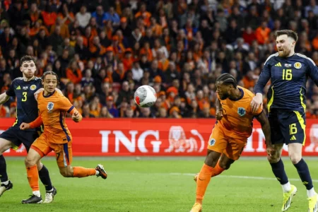 Netherlands crush Scotland in Euro warm-up