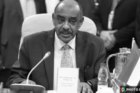 Khartoum condemns Paris hosting a humanitarian conference on the situation in Sudan without coordination with it