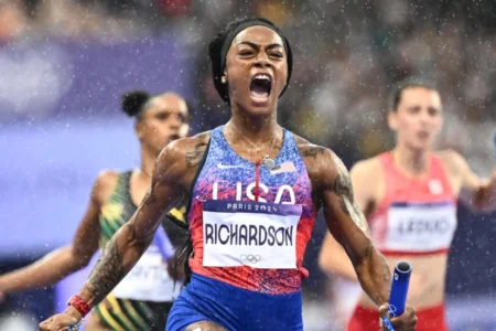 Richardson rescues US relay, Thiam wins third consecutive heptathlon gold