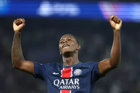 PSG snatch late goal to beat Champions League debutants Girona