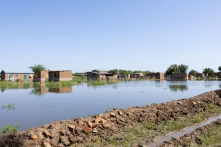 Chad’s capital under threat as floodwaters rise