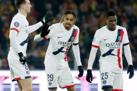 Barcola strikes as PSG fight back to beat Lens